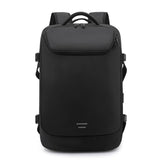 Sac à dos sous vide noir vu de face avec poches avant