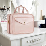 Trousse de toilette pliable pour femme vue de face – Trousse de Toilette Pliable pour Femme | Sogaïa