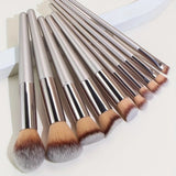 Pinceaux de maquillage champagne lifestyle – Pinceaux de Maquillage Champagne | Sogaïa