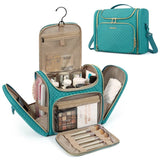 Green multi-compartment hanging toiletry bag, front view – Bagsmart™ Multi-Compartment Hanging Toiletry Bag | Sogaïa