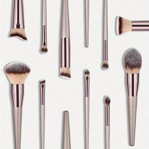Pinceaux maquillage dorés champagne – idéal cadeau beauté