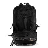 Sac à dos militaire 40x30x20 lifestyle en voyage – Sac à Dos Voyage Cabine Militaire 40x30x20 | Sogaïa