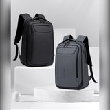 Sac à dos cabine disponible en noir et en gris