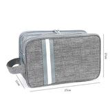 Trousse de toilette vacances vert vue de face – Trousse de Toilette pour les Vacances | Sogaïa