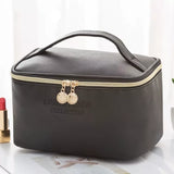 Trousse de toilette femme chic violet vue de face – Trousse de Toilette Souple Chic LVGUO et FASHION™ | Sogaïa