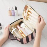 Trousse de toilette ado fille rose vue de face – Trousse de Toilette pour Ado Fille | Sogaïa