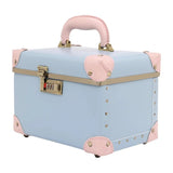 Vanity case rigide bleu ciel vue de face – Vanity Case Rigide Éléganté | Sogaïa