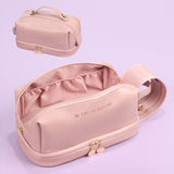 Trousse de toilette femme luxe lifestyle – Trousse de Toilette pour Femme de Luxe | Sogaïa