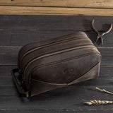 Trousse de toilette en cuir noir vue de face – Trousse de Toilette en Cuir Sogaïa™ | Sogaïa