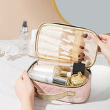 Trousse de toilette matelassée rose vue de face – Trousse de Toilette Matelassée | Sogaïa