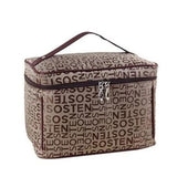 Vanity case souple femme lifestyle – Vanity Case Souple Femme | Sogaïa