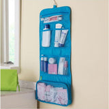 Trousse de toilette de voyage femme à suspendre gris vue de face – Trousse de Toilette de Voyage Femme à Suspendre | Sogaïa
