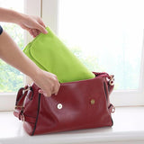 Trousse de toilette de voyage femme à suspendre bordeaux vue de face – Trousse de Toilette de Voyage Femme à Suspendre | Sogaïa