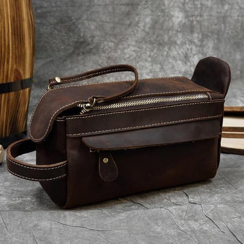 Trousse de toilette cuir vintage vue de face – Trousse de Toilette Cuir Vintage Vintime™ | Sogaïa