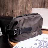 Trousse de toilette originale pour homme détail fermeture – Trousse de Toilette Originale pour Homme WM Nuo™ | Sogaïa