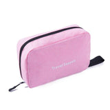 Trousse de toilette suspendable gris vue de face – Trousse de Toilette Suspendable Travel Season™ | Sogaïa