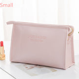 Trousse de toilette femme chic bordeaux vue de face – Trousse de Toilette Souple Chic LVGUO et FASHION™ | Sogaïa
