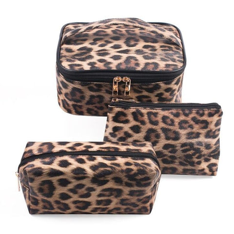 Trousse de toilette léopard vue de profil – Trousse de Toilette Léopard | Sogaïa