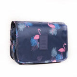 Trousse de toilette femme à suspendre gris vue de face – Trousse de Toilette pour Femme à Suspendre Travel™ | Sogaïa