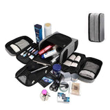Trousse de toilette à suspendre triple compartiment lifestyle – Trousse de Toilette à Suspendre Triple Compartiment Tuowang™ | Sogaïa