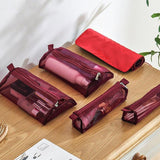 Trousse de toilette pratique pour femme vue de profil – Trousse de Toilette Pratique pour Femme | Sogaïa