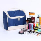 Trousse de toilette grande ouverture avec crochet vert vue de face – Trousse de Toilette Grande Ouverture avec Crochet | Sogaïa