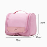 Trousse de toilette grande ouverture à suspendre détail fermeture – Trousse de Toilette Grande Ouverture à Suspendre | Sogaïa