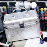 Vanity case rigide avec code vert vue de face – Vanity Case Rigide avec Code | Sogaïa