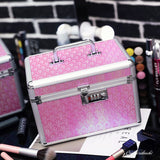 Vanity case rigide avec code noir vue de face – Vanity Case Rigide avec Code | Sogaïa