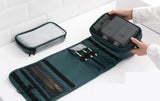 Borsa da toilette da viaggio pieghevole nera, vista frontale – Borsa da toilette da viaggio pieghevole Stirage Treasur House™ | Sogaïa