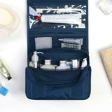 Trousse de toilette homme avec crochet ouverte – Trousse de Toilette Homme avec Crochet Travel™ | Sogaïa